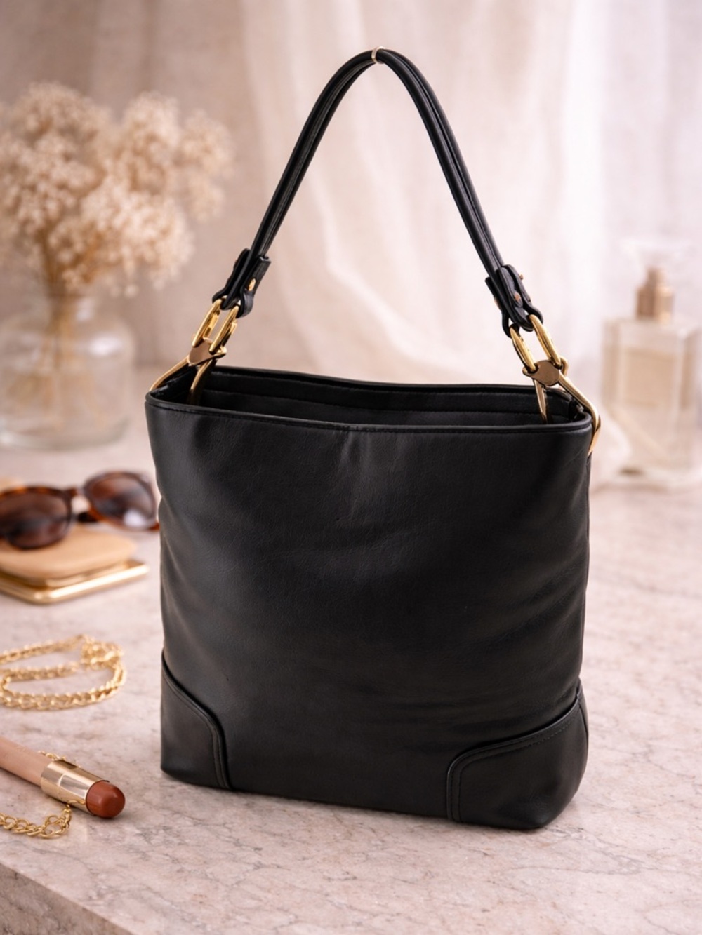 Elegant Black Faux Leather Shoulder Bag